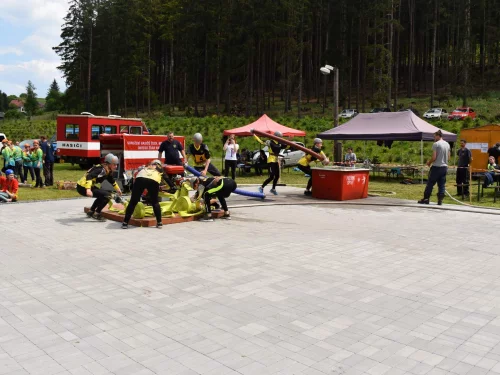 Okresní kolo v požárním sportu v Bobrové